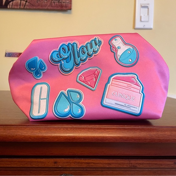 NWT Clinique Makeup Bag - Picture 3 of 6